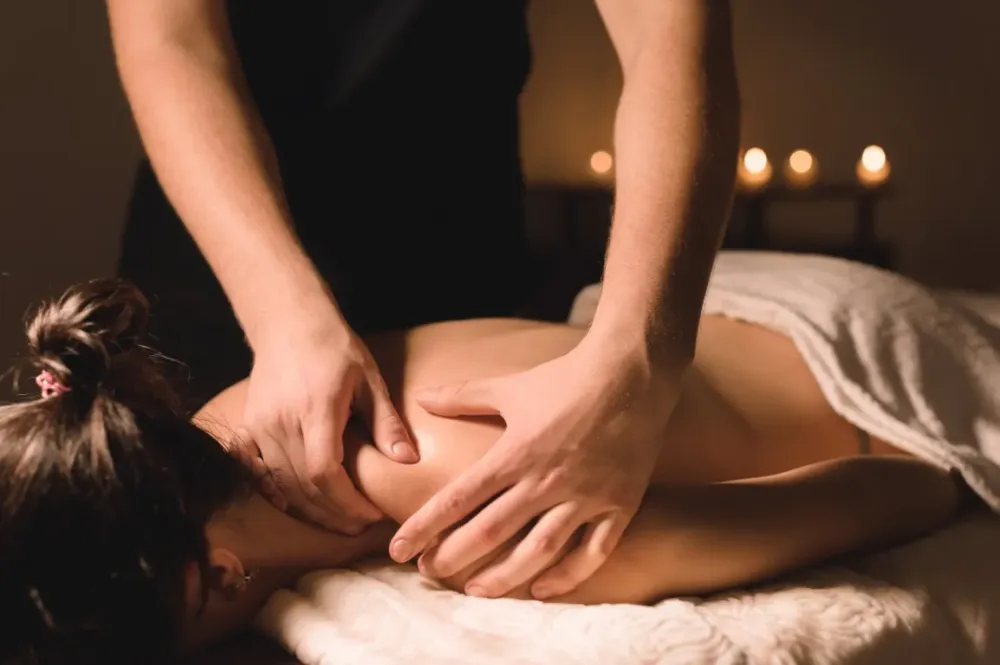 masseuse